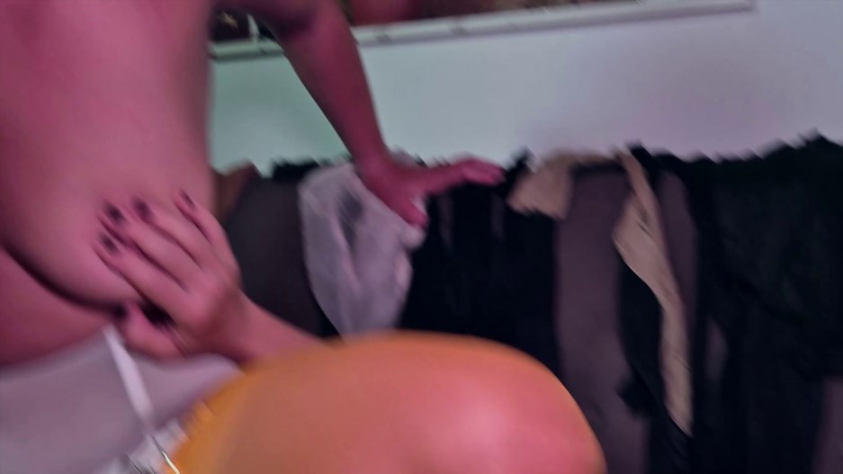 Riddy, Wanilianna - Goldenbrown and true lesbian romance [FullHD 1080p] Stream